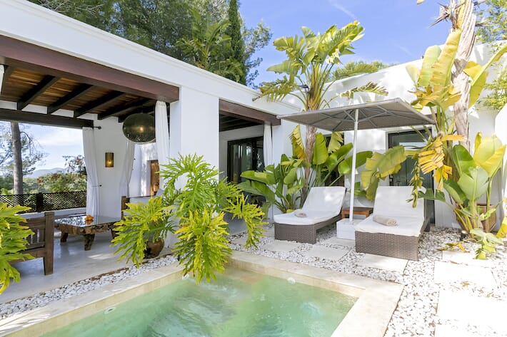 Hotels We Love: Agriturismo Atzaró, Ibiza - Camera Diamante (Ph. Atzaro)