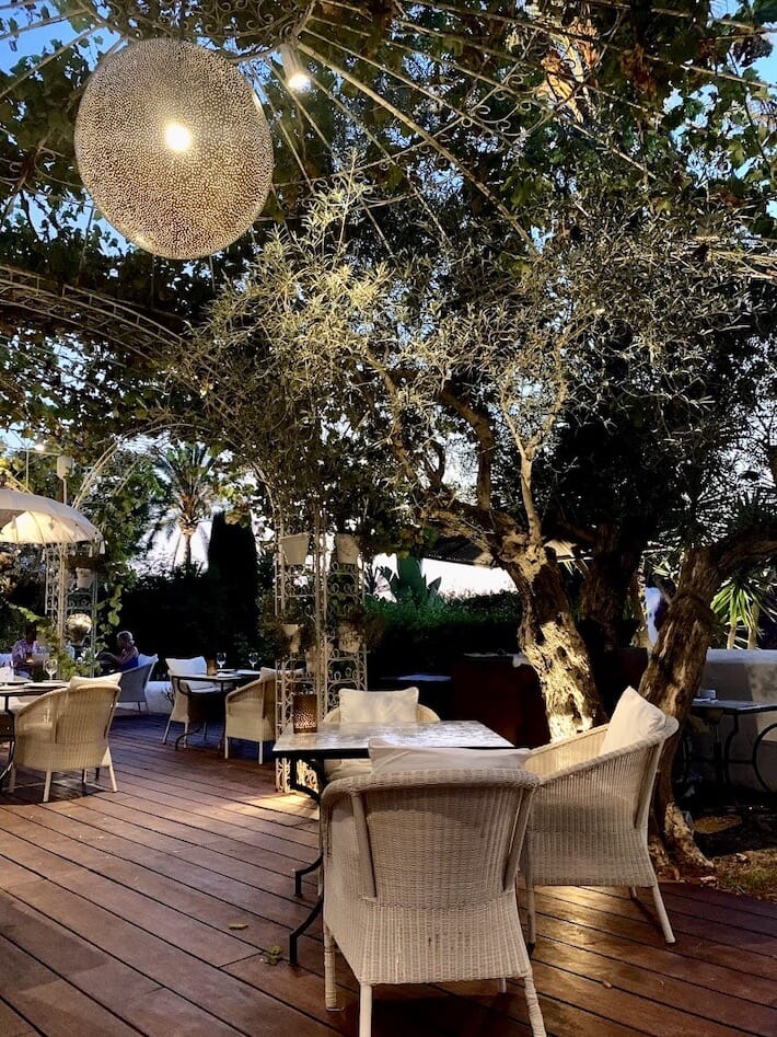 Atzaró Ibiza: reinventare l'estate 2020 - La Veranda (Ph. Alessandro Garzi)